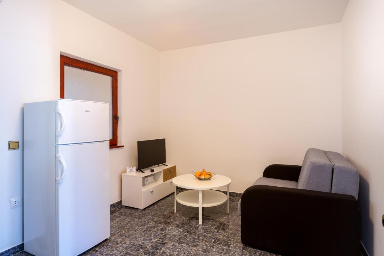 Aleksic Apartment Medulin Exterior photo